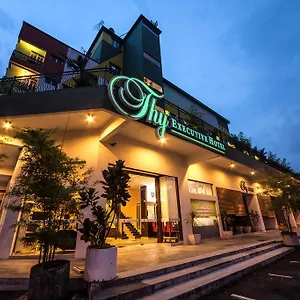 Thy Executive Hotel Джохор-Бару