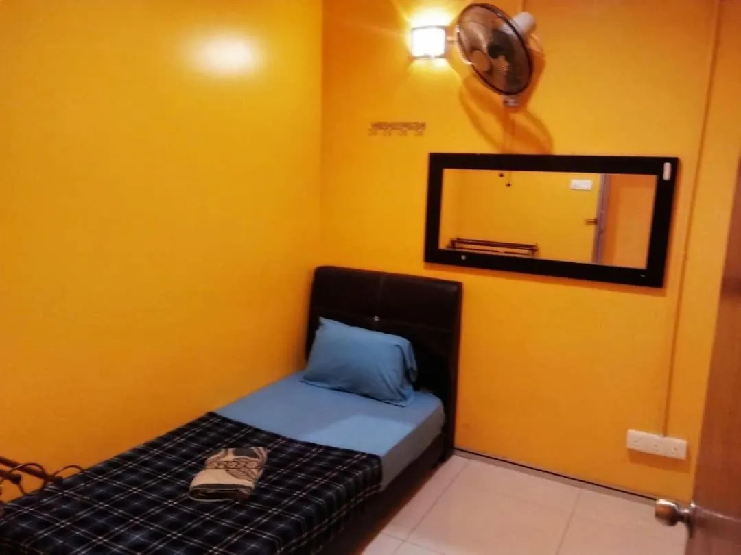 Ghazrins Rumah Tumpangan Τζόχορ Μπάχρου Μαλαισία